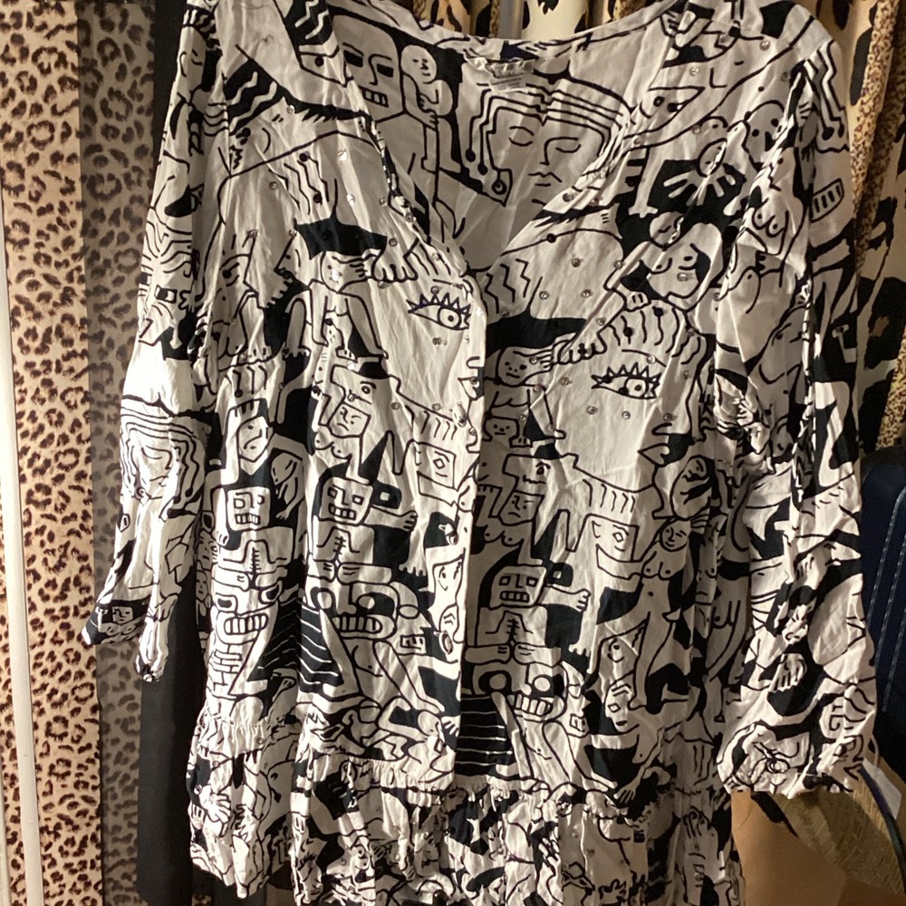 Abstract Black and White Women's Tunic - Rare “Faith” Brand (Obsolete)